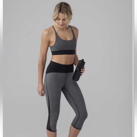 lululemon athletica Pants - Lululemon Train Times Crop Leggings